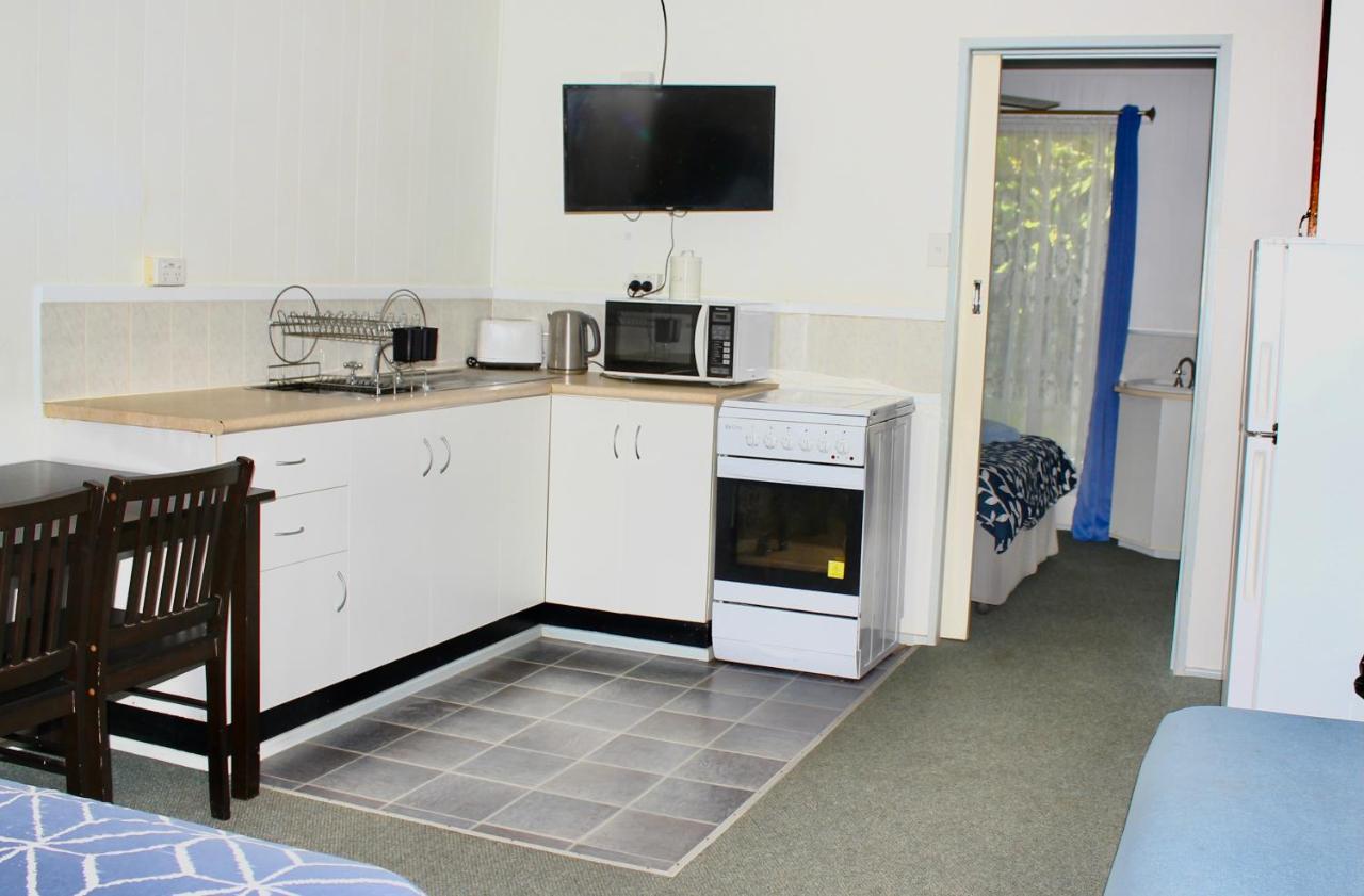 Matildas End Holiday Units Karumba Esterno foto