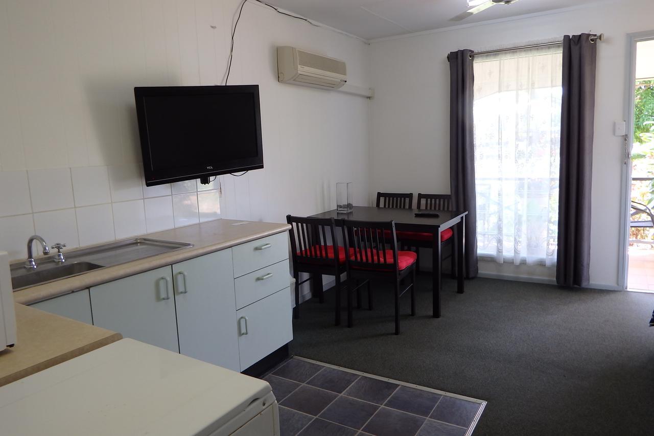 Matildas End Holiday Units Karumba Esterno foto